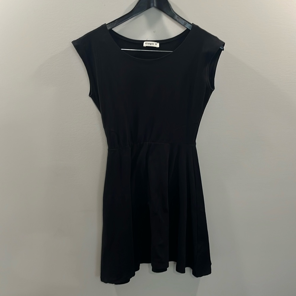 Women’s dress